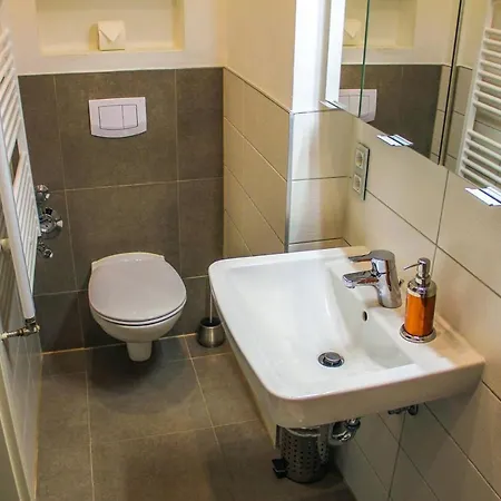 Exklusive 2 Mit Balkon In Lage! * Bremen